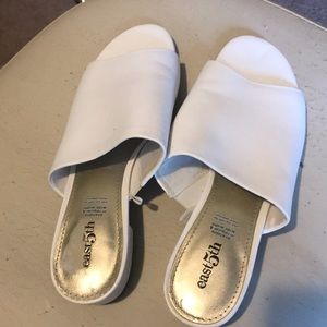 East 5th size 7.5 white slip on sandals